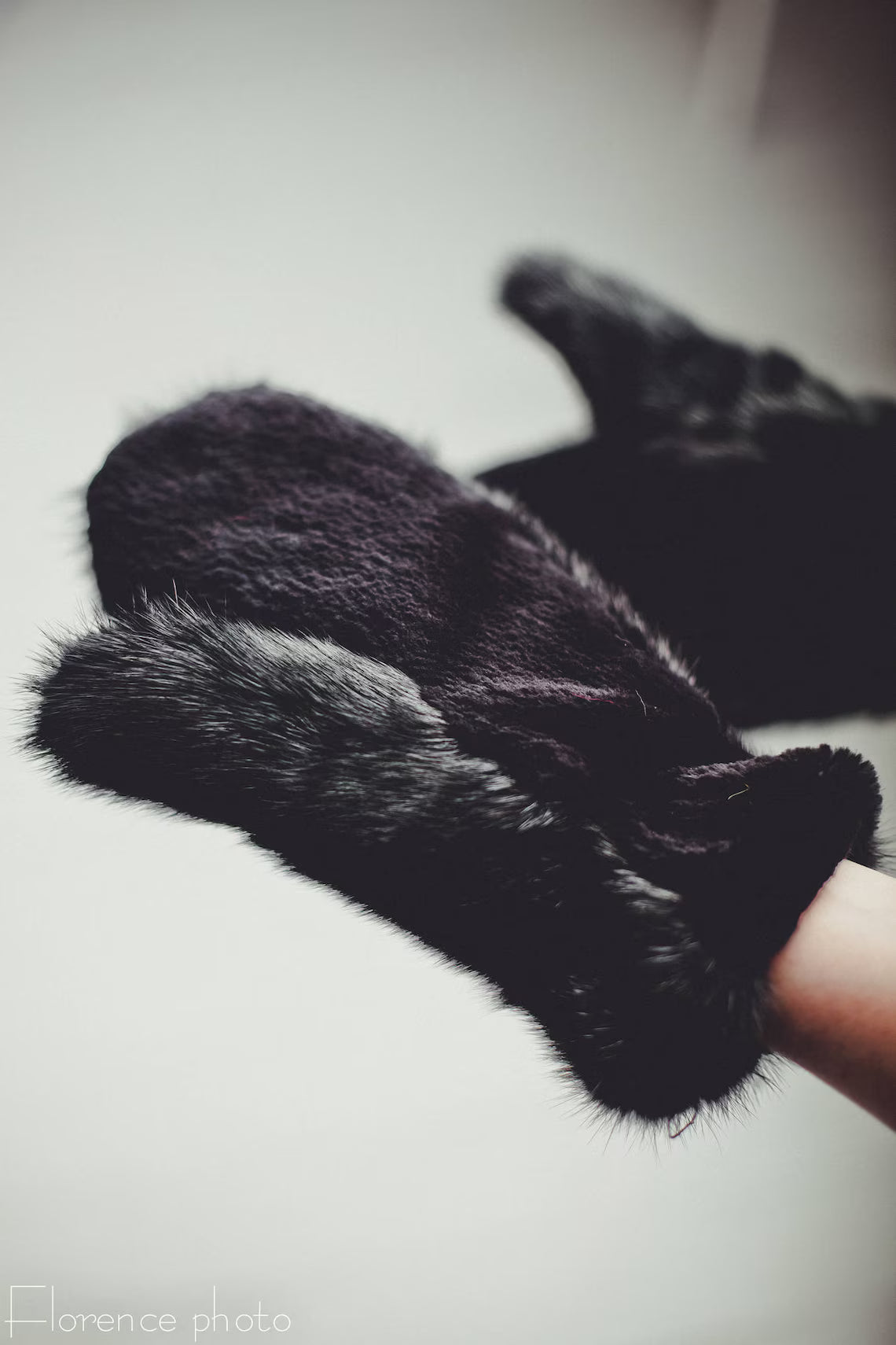 Handmade Black Mink Fur Mittens – Unisex Winter Gloves